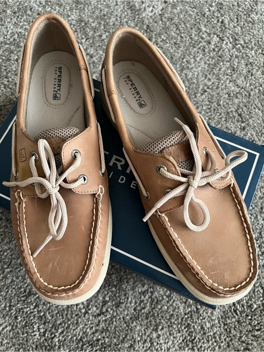 Sperry Women’s Tan Leather Boat Shoes with Cream Laces